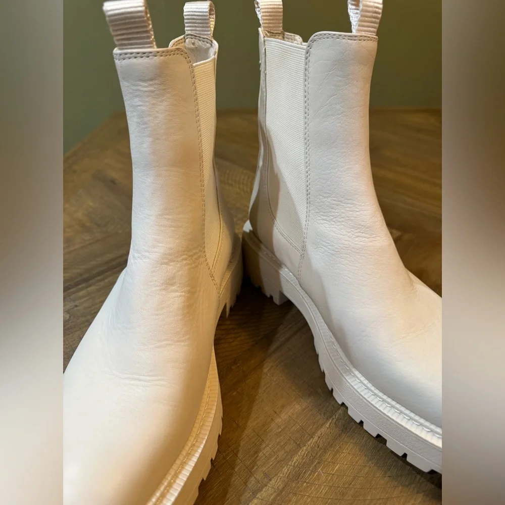 Sam Edelman Modern Ivory “Laguna” Chunky Sole Chelsea Boots Women’s Size 8 - Picture 16 of 16